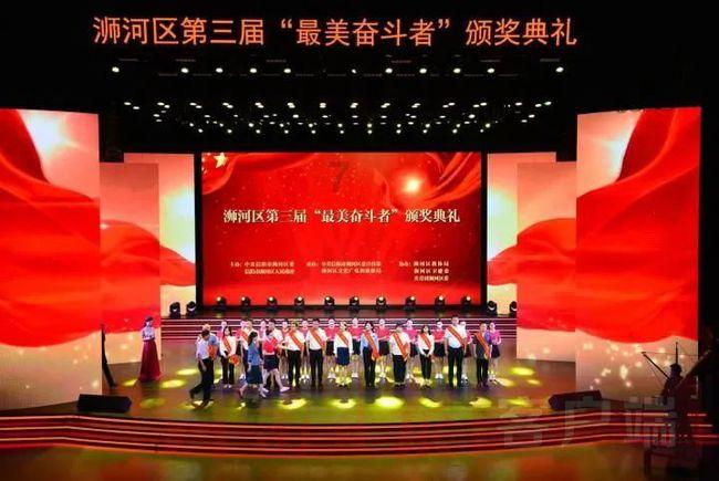 大侠们帮我取一个好听的网名