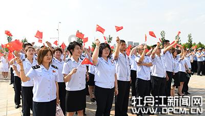 卫生间里听到同事说你坏话,是选择冲出去理论还是暂时装没听到?-专业知识星球,助你进阶成为行业顶尖人才